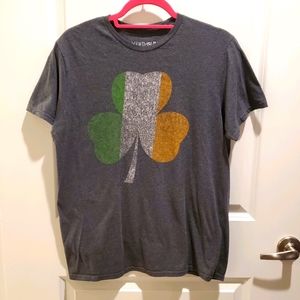 🔮3 for 15 Irish clover Graphic T